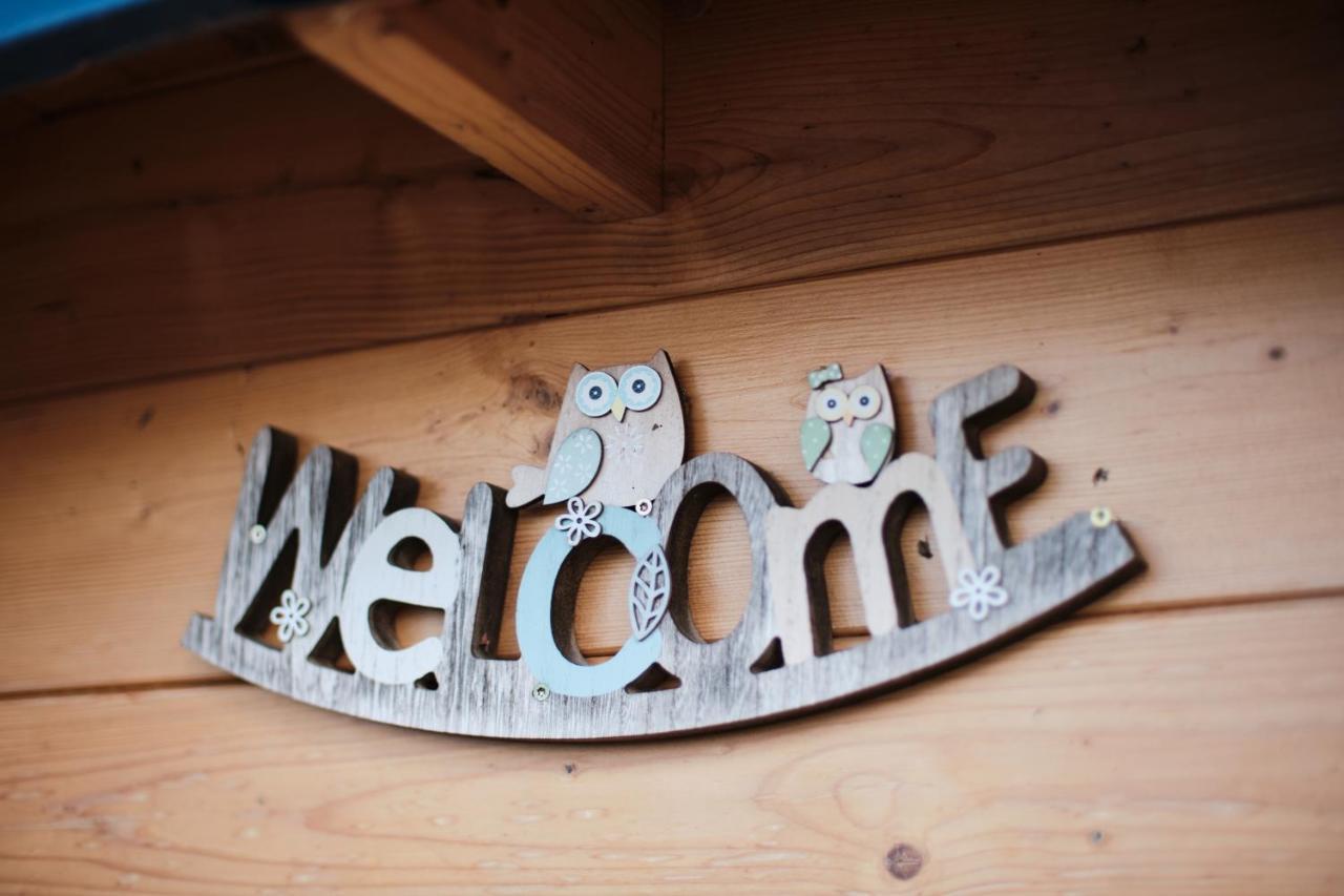 Strnadovsky Mlyn Hotel Jesenice  ภายนอก รูปภาพ